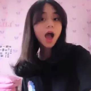 💗 9ac7dc0a 女性, 女の子, ポートレート, 人物, アジア人, 屋内 whatsapp sticker