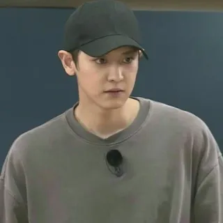 📀 e19f857b mann, porträt, kpop, idol, asiatisch, hut telegram sticker