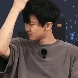 📀 f60bfb43 mann, porträt, kopfschuss, person, tattoo telegram sticker