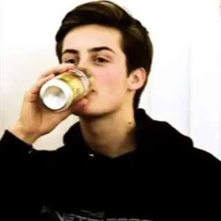 😹 7026730c THE VETTER KIDS osoba, picie, napój, sweter, dzieci Vetter whatsapp sticker