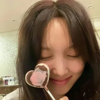 🍰 326a7e8e donna, lecca lecca, cuore, dolce, cioccolato, dolcetto, caramella telegram sticker