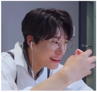 😛 89975131 whatsapp sticker