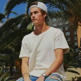 🌙 0d4b1f45 homme, masculin, mannequin, mode, style, été, extérieur telegram sticker