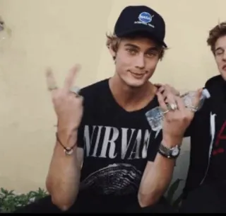 🍪 22fab75d NIRVANA person, band, musik, nirvana, promi telegram sticker