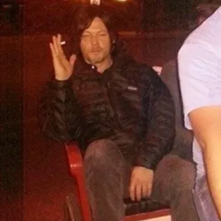 🖐 a70f6ab5 cigarrillo, fumar, persona, Norman Reedus, actor whatsapp sticker