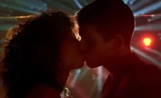 💋 4d2dccb7 bacio, amore, coppia, romantico telegram sticker