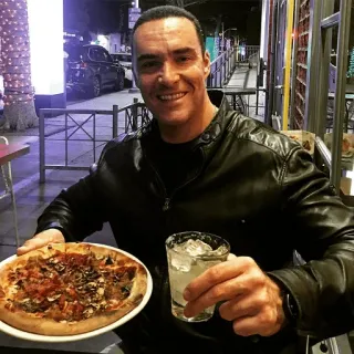 🍕 226872a2 Pizza, Eten, Man, Drankje, Restaurant, Casual telegram sticker