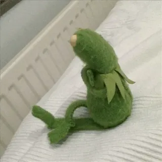 🥳 cfe18ad0 Kermit Kermit, Muppets, ếch, con rối, đang ngồi, trầm ngâm telegram sticker