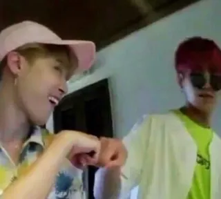 🤜 232cff6a telegram sticker