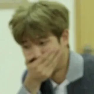 🤭 90f1769a schok, verrassing, nood, reactie, emotie, bezorgdheid, hand voor mond telegram sticker