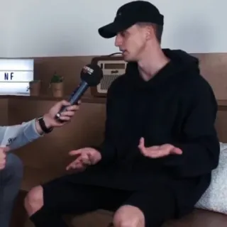 😕 4f7149ef telegram sticker