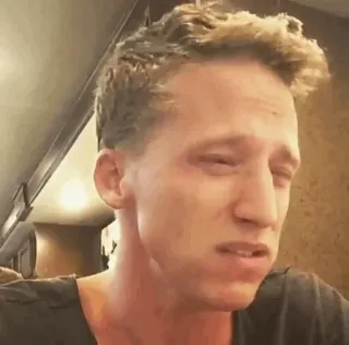 😑 77c4e0d1 telegram sticker