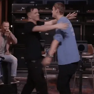 🫂 b618ea17 telegram sticker