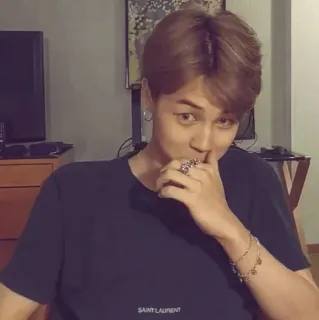 ➖ b7d38188 SAINT LAURENT uomo, t-shirt, saint laurent, ritratto, casual whatsapp sticker