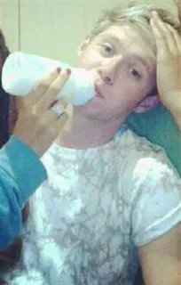 🍼 d8e979c0 whatsapp sticker