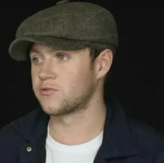 ✨ 54a0f5b9 Niall Horan Niall Horan, cantante, One Direction, celebridad, hombre, gorra whatsapp sticker