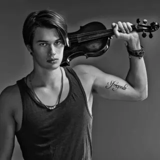 🖇 05a0e922 Sorprindo музыка, скрипка, музыкант, черно-белое, татуировка whatsapp sticker