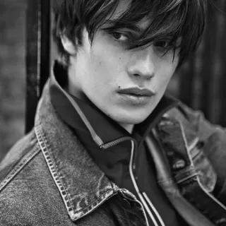 ⚔ 43d41c80 портрет, мужчина, модель, чёрно-белое, джинсовая куртка, молодой, мода whatsapp sticker