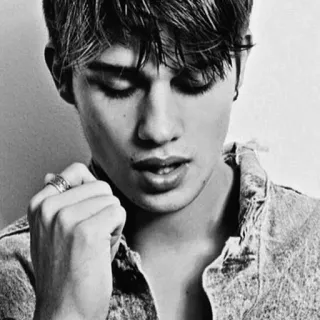 🗡 f01ced97 Портрет, Мужчина, Повседневный, Мода, Мужской, Красивый, Кольцо whatsapp sticker