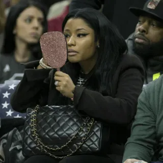 🌷 dfbfe35f Nicki Minaj Nicki Minaj, celebrity, woman, mirror, singer, rapper whatsapp sticker