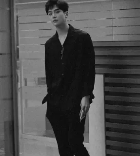 ⛓ d84584c1 retrato, actor, hombre, guapo, moda, estilo telegram sticker