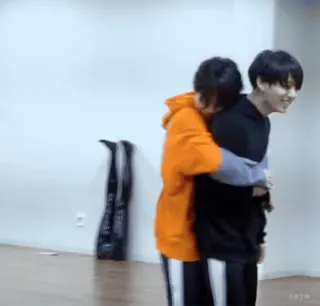 🫂 4a99d7c1 telegram sticker