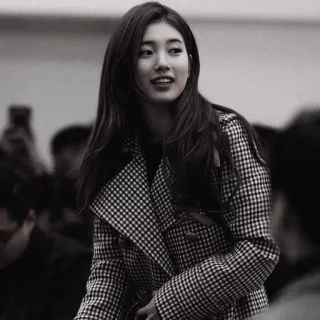 🌫 026b1d66 Bae Suzy aktorka, piosenkarka, koreańska, kobieta, celebrytka, azjatycka telegram sticker