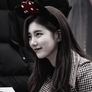 🌫 11e500b4 kobieta, portret, osoba, Minnie Mouse, opaska telegram sticker