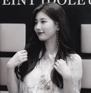 🌫 acd3c1e6 kobieta, aktorka, portret, czarno-białe, azjatka telegram sticker