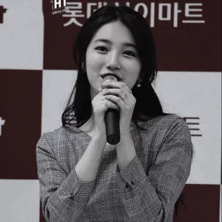 🌫 af1794af HT story.com kobieta, mikrofon, portret, koreańska, azjatycka, piosenkarka telegram sticker