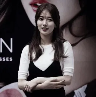 🌫 c10bf63b kobieta, azjatycka, portret, moda, uroda telegram sticker