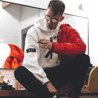 ➿ 10a15358 EST 사람, 남자, 후드티, 선글라스, est telegram sticker