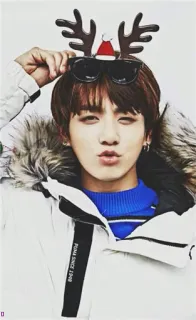 😚 5d7c2518 Jungkook Чонгук, BTS, K-pop, Рождество, олень, праздник telegram sticker