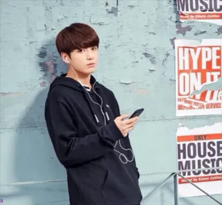 😐 784dcdc6 MUSIC, HYPE ON IT, HOUSE MUSIC музыка, хайп, хаус, постер, реклама, kpop, парень, телефон telegram sticker