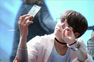 😊 c0ecf6d4 средний палец, оскорбительный, жест telegram sticker