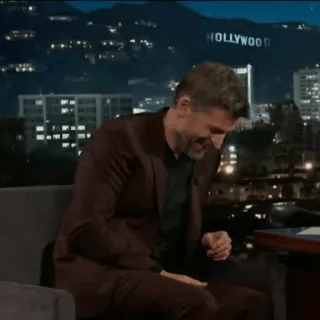 ⚜️ c4691250 HOLLYWOOD hollywood, ben affleck, night, laughing, suit telegram sticker