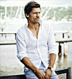 ◽ 2f4aa5e2 男性, 俳優, カジュアル, アウトドア, ポートレート telegram sticker