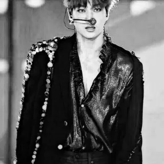 🗝 854caa6c kpop, ca sĩ, nghệ sĩ biểu diễn, người đàn ông, âm nhạc, thời trang whatsapp sticker