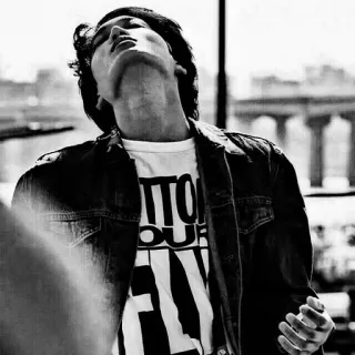 🥀 f63ea2c2 LOUIS VUITTON đàn ông, áo khoác, áo thun, thành thị, thành phố, thời trang, phong cách whatsapp sticker