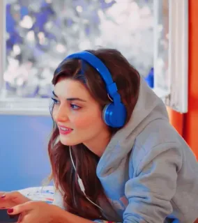 🎧 371207e9 telegram sticker