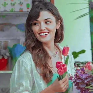 😂 7a143658 wanita, senyum, bunga, potret, kecantikan, tulip merah telegram sticker