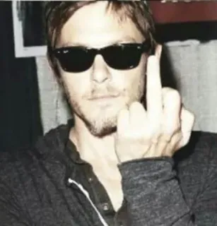 🖕 d1c04cb9 telegram sticker