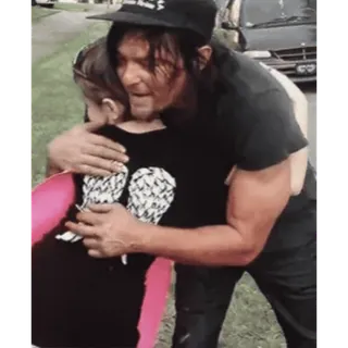 👥 e24c9532 ผู้ชาย, กอด, เด็ก, ความรัก, มิตรภาพ telegram sticker