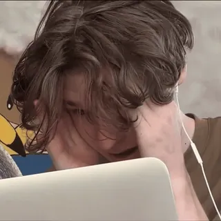 🤭 54cd4a21 telegram sticker