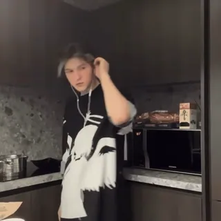 🤔 67574998 telegram sticker