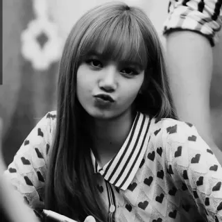 🏔 a82eeebd Lisa persoon, zanger, beroemdheid, kpop, blackpink, vrouw, haar telegram sticker