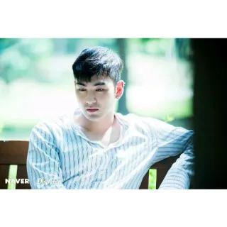 😔 2a8a86a6 NAVER Dispatch personne, homme, coréen, portrait, assis, banc telegram sticker