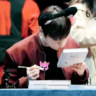 ☘ be09db2a telegram sticker