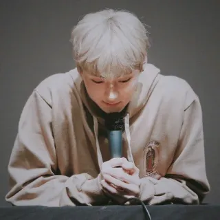 ☘ e652808f telegram sticker