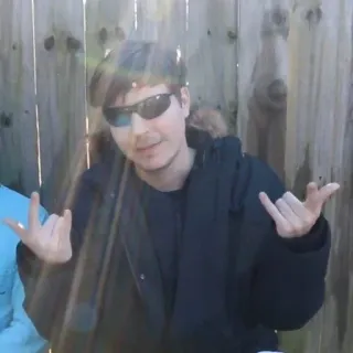 🌟 42e7693d MrBeast youtube, gafas de sol, chaqueta acolchada, casual, influencer telegram sticker